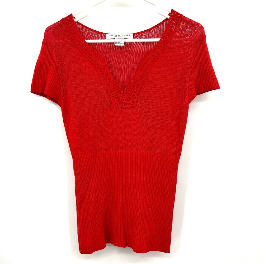 Trina Turk Los Angeles Red Crochet Split V-Neck Knit Top Womens M Short Sleeve